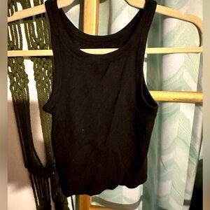 Everlane tank top